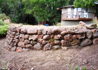 Lipson retaining wall